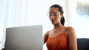 La Importancia de Tener un Sitio Web: Beneficios y Estrategias Clave para Negocios Modernos